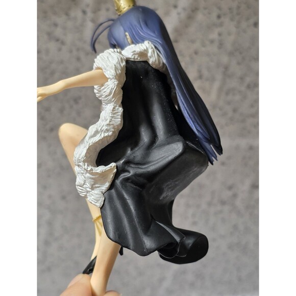 Accel World Pure Color King of Black Kuroyukihime PVC Figure NO THRONE NO SWORD - Picture 15 of 16